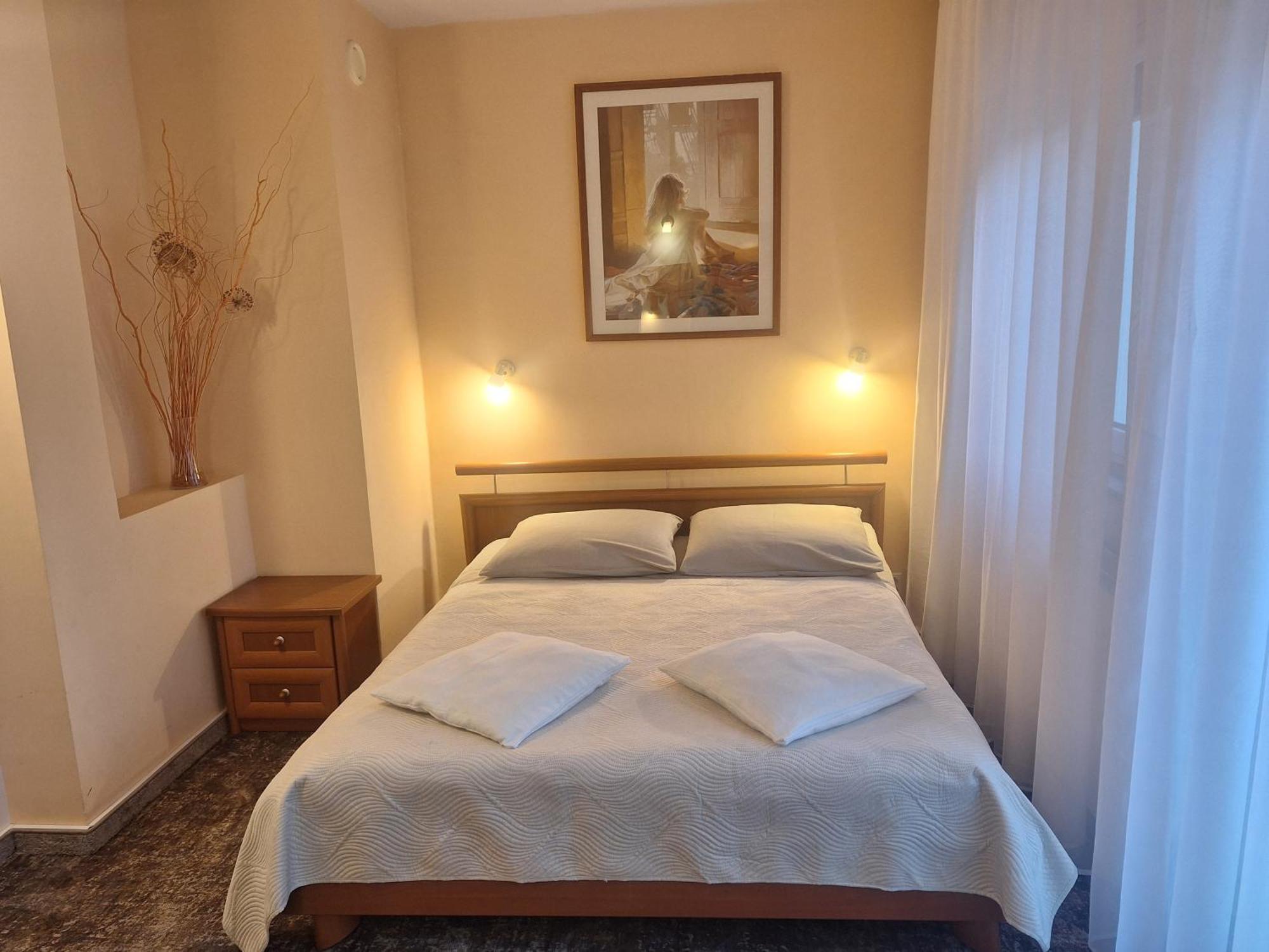 Hotel W Dobieszkowie Stryków Buitenkant foto