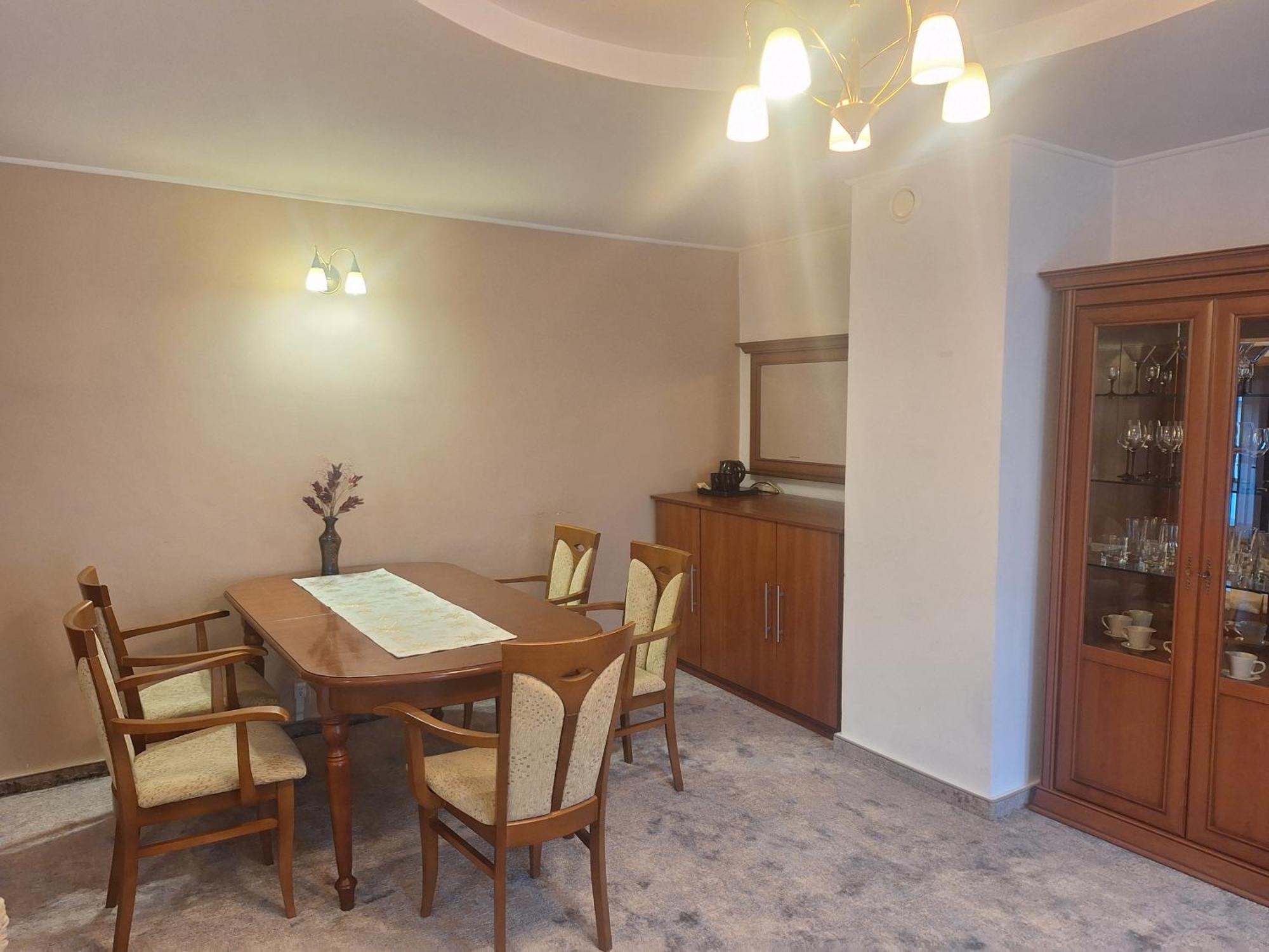 Hotel W Dobieszkowie Stryków Buitenkant foto